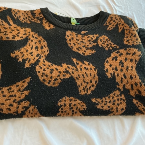 Farm Rio Oversized Knit Sweater - Size M - Great Condition - Picture 3 of 7